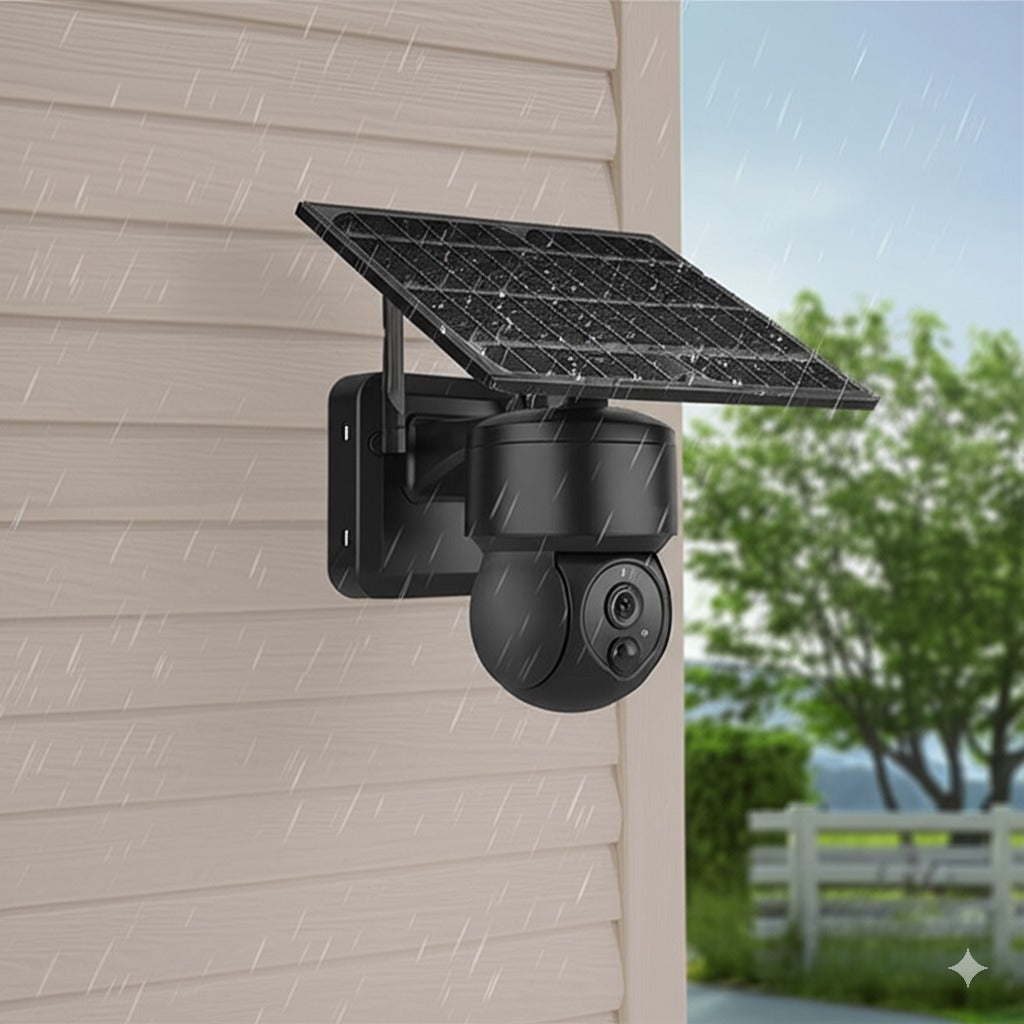 Caméra solaire WiFi longue portée en fonctionnement sous la pluie. Étanchéité renforcée pour une surveillance extérieure fiable, quelles que soient les conditions météorologiques.