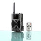 Caméra de chasse connectée au téléphone avec antenne et télécommande. Idéale pour surveiller à distance la faune ou un site extérieur avec contrôle simplifié.
