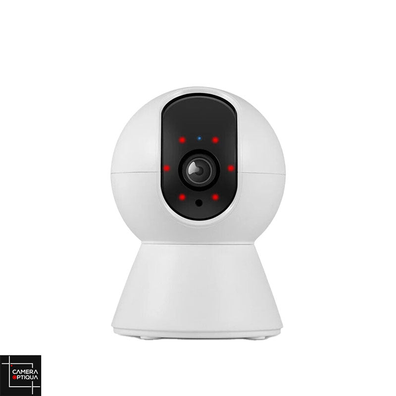 Notre Camera Rotative de la boutique Camera-Optiqua vous offre une surveillance à 360 degrés de votre propriété, avec une rotation automatique pour ne rien manquer.