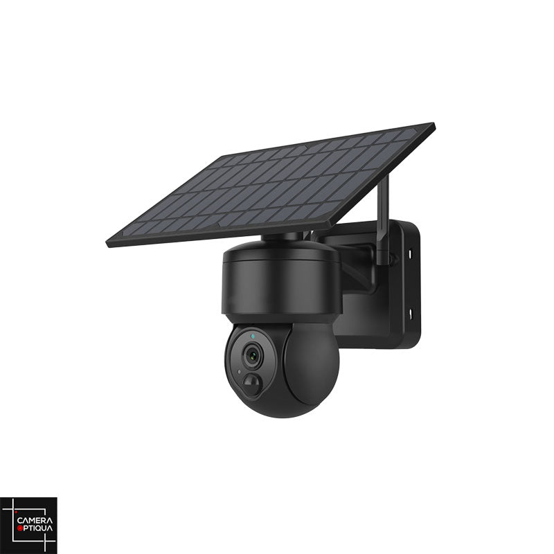 Caméra de surveillance solaire wifi longue portée de chez Camera-Optiqua, capable de surveiller votre maison en haute définition 24/7.